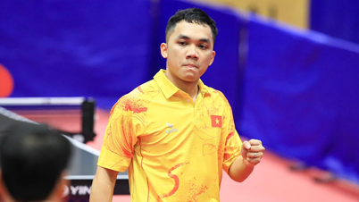 Dinh Anh Hoang muhteşem bir geri dönüşe imza atarak Vietnam masa tenisi takımını yarı finallere taşıdı.