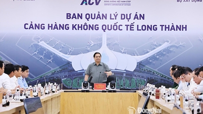 Премьер-министр Фам Минь Чинь: «Мозг» и «сердце» аэропорта Лонг Тхань в основном готовы и ждут первого рейса.