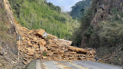 Phu Tho: Deslizamento de terra na rodovia nacional 6 soterra 3 pessoas.