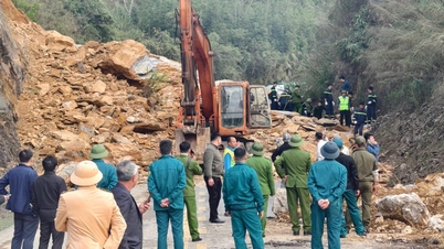 O alunecare de teren de pe Autostrada Națională 6 a făcut două victime.
