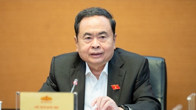National Assembly Chairman Tran Thanh Man presides over the meeting of National Assembly leaders.