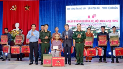 The Armored Corps is providing care and support to 11 Vietnamese Heroic Mothers in Dien Ban Dong ward.