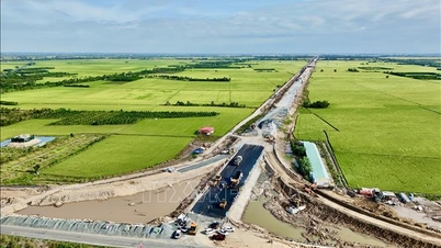 The Chau Doc – Can Tho – Soc Trang expressway is being urgently completed before its technical opening date.