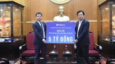 PGBank は、中央部および中央高地地域の人々が嵐や洪水の影響を克服できるよう支援しています。