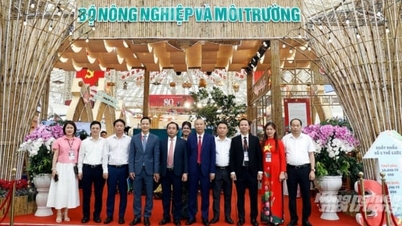 ក្រសួងកសិកម្ម និងបរិស្ថាន បានចូលរួមក្នុងពិព័រណ៍ដែលបង្ហាញពីសមិទ្ធផលនៃកំណែទម្រង់រយៈពេល ៤០ ឆ្នាំ។