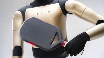 ក្រុមហ៊ុន Tesla បានដាក់ឱ្យដំណើរការរ៉ាកែត Pickleball Selkirk បែប aerodynamic ដែលមានតម្លៃជាង 9.1 លានដុង។