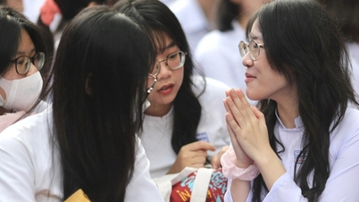 بسیاری از استان‌ها و شهرها «اخبار فوری» در مورد سوالات امتحانات ترم اول منتشر کرده‌اند.