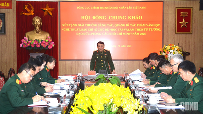 سيتم منح جوائز للأعمال التي تتناول موضوع دراسة واتباع أيديولوجية وأخلاقيات وأسلوب هو تشي منه.