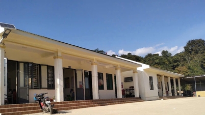 The contractor hired local people to do the construction work and then abandoned the project.