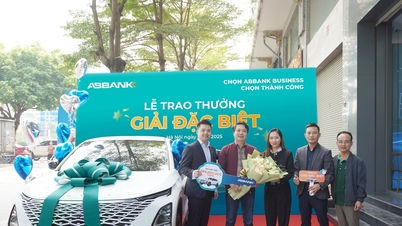 ABBANK trao thưởng xe OMODA C5 cho doanh nghiệp trúng giải đặc biệt chương trình “Chọn ABBANK Business – Chọn Thành công”