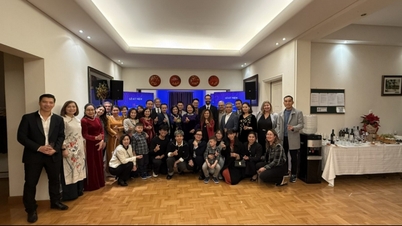 Ambasada Wietnamu w Grecji świętuje 15-lecie swojego istnienia.