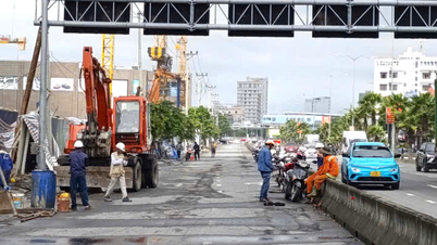 A víznyelő-incidenst követően a Capital Square 3 projekt melletti út továbbra is lezárva marad.