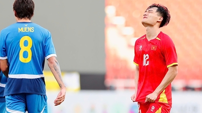 ຫວຽດນາມ U22 ທຽບກັບ ຟີລິບປິນ (ເຄິ່ງທີ່ສອງ) 1-0: ວັນທ່ວນ ເປີດການຍິງປະຕູ.