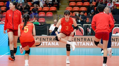 បាល់ទះនារីវៀតណាម ទល់នឹង ថៃ (សិតទី 1): ការប្រកួតបានចាប់ផ្តើមហើយ។