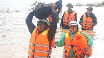 Khánh Hòa phê bình các đơn vị viễn thông để gián đoạn thông tin liên lạc trong mưa lũ