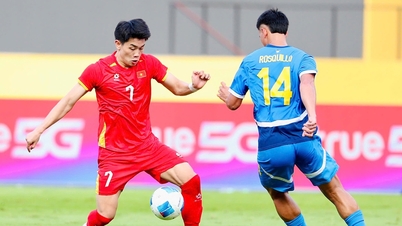 Videó: Dinh Bac folyamatosan „gyötri” a Fülöp-szigetek védelmét.