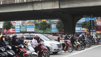 Notícia especial na edição impressa do jornal Hanoi Moi, 16 de dezembro de 2025.