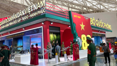 Die Ausstellung „Errungenschaften der Nation nach 40 Jahren Renovierung“ findet Ende Dezember 2025 statt.