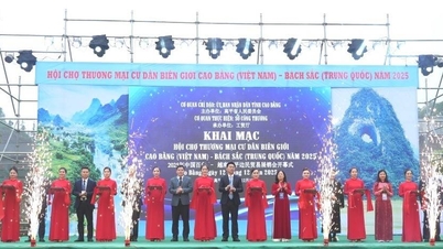 Khai mạc Hội chợ Thương mại cư dân biên giới Cao Bằng (Việt Nam) - Bách Sắc (Trung Quốc) năm 2025