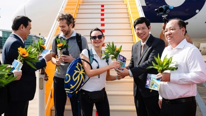 Vietnamul își urează oficial bun venit celui de-al 20-lea milion de vizitatori internaționali.