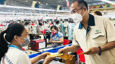 มีการเปิดเผยข้อมูลโบนัสตรุษจีนในหลายบริษัท: บางบริษัทใช้เงินมากถึง 700,000 ล้านดองเวียดนามสำหรับพนักงาน