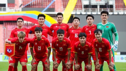 ក្រុមបាល់ទាត់វៀតណាមអាយុក្រោម 23 ឆ្នាំដែលមានសក់រួញមិនប្រញាប់កាត់សក់របស់ពួកគេទេ ដោយប្តេជ្ញាចិត្តឈ្នះមេដាយមាសនៅស៊ីហ្គេមលើកទី 33។