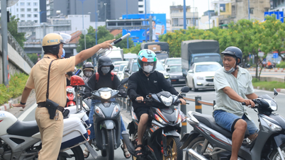 Ho Chi Minh City will ban vehicles from using the Saigon River tunnel from 11 PM on December 19th.