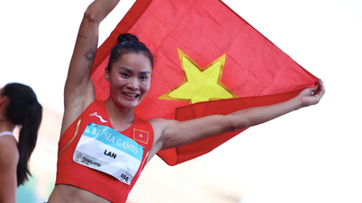 Quách Thị Lan والميدالية الذهبية للشجاعة