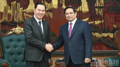 Vietnam-Laos eğitim ve insan kaynakları geliştirme işbirliğinin kalitesini ve etkinliğini artırmak.