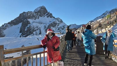 Jade Dragon Snow Mountain: A "Frozen Wonderland" in the Heart of Lijiang City