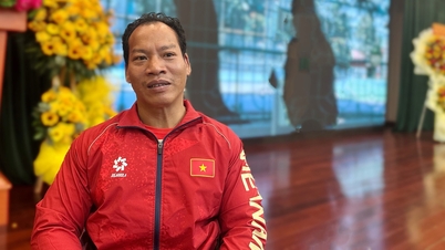 កីឡាករ​ជើងចាស់ លេ វ៉ាន់ កុង និយាយ​ចេញពី​ចិត្ត​ថា គាត់​មិន​ហ៊ាន​វះកាត់​ទេ ព្រោះ​ខ្លាច​ខកខាន​ឱកាស​ឈ្នះ​មេដាយ​មាស...