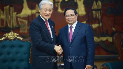 Premiér Pham Minh Chinh přijal guvernéra prefektury Točigi v Japonsku.