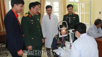 សង្កាត់ធឿងហុង៖ មនុស្ស ១៥០ នាក់បានទទួលការពិនិត្យសុខភាព និងថ្នាំដោយឥតគិតថ្លៃ។