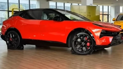 Lotus For-Me PHEV៖ រថយន្ត SUV កម្លាំង 952 សេះ ស្ទុះ​ពី​កុងទ័រ 0–100 គីឡូម៉ែត្រ/ម៉ោង ក្នុងរយៈពេលប្រហែល 3 វិនាទី។