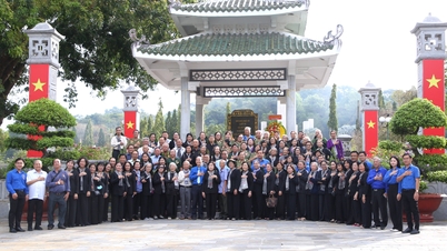 ສືບຕໍ່ປະເພນີອັນຮຸ່ງໂລດຂອງສະຫະພັນຊາວໜຸ່ມອົງການສູນກາງພາກໃຕ້