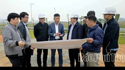 Siap untuk upacara peletakan batu pertama proyek kereta api Lao Cai - Hanoi - Hai Phong.