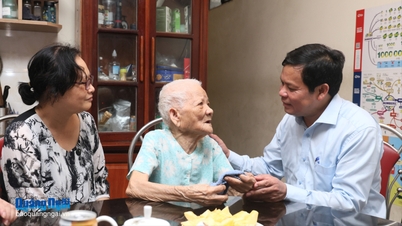 Ensuring that all families receiving social welfare benefits can celebrate Tet (Lunar New Year) happily and warmly.