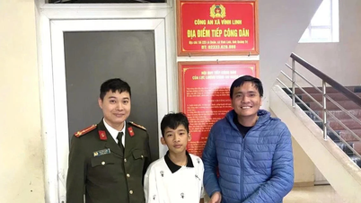 សិស្សថ្នាក់ទី៩ម្នាក់បានរកឃើញប្រាក់ជិត ២៣ លានដុង ហើយបានយកវាទៅឲ្យប៉ូលីសដើម្បីប្រគល់វាទៅឲ្យម្ចាស់វិញ។