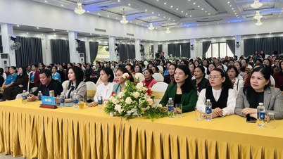 ស្ត្រីនៅខេត្តក្វាងទ្រី ចូលរួមការពារបរិស្ថាន។