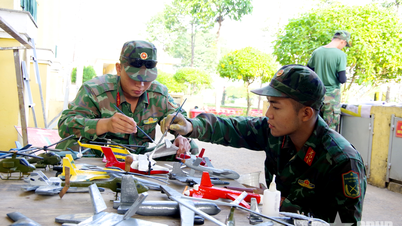 Divisyen ke-309 (Wilayah Tentera 7): Memperkukuhkan peralatan latihan untuk musim latihan baharu.