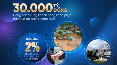 ធនាគារ VietinBank បែងចែកថវិកាចំនួន ៣០,០០០ ពាន់លានដុង ដើម្បីគាំទ្រដល់អតិថិជនក្នុងការជំនះផលវិបាកនៃព្យុះ និងទឹកជំនន់។