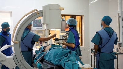 Szpital Ogólny Ca Mau: pomyślne wdrożenie techniki endoskopowej wstecznej cholangiopankreatografii (ERCP).