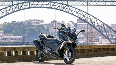 Kymco AK550 2026 ໄດ້ເປີດຕົວໃນປະເທດມາເລເຊຍ, ລາຄາປະມານ 360 ລ້ານດົ່ງ.