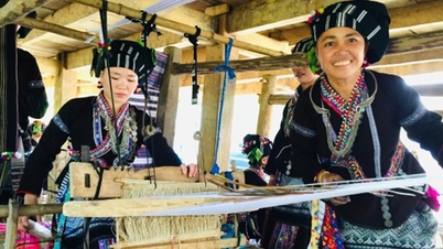 Las mujeres de la aldea Tham contribuyen a hacer de la cultura Lu un producto turístico único.