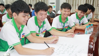 Mendorong siswa untuk melakukan penelitian ilmiah yang menginspirasi.