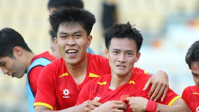 Los medios de comunicación indonesios elogian al equipo femenino vietnamita: Vietnam Sub-23 superará todos los obstáculos para derrotar a Tailandia y ganar la medalla de oro.
