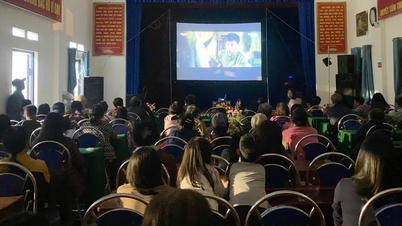 บั๊กนิญ: ฉายภาพยนตร์เรื่อง "ฝนแดง" ฟรีในหมู่บ้านและชุมชนห่างไกล