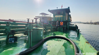Coast Guard detains vessel carrying 15,000kg of fuel oil of unknown origin.