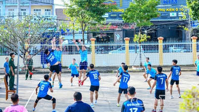 Acara sukan yang menarik telah diadakan bagi meraikan hari penubuhan Tentera Rakyat Vietnam.