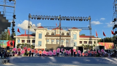បញ្ចប់ជាបន្ទាន់នូវការរៀបចំសម្រាប់កម្មវិធីសិល្បៈបើកនៃពិធីបុណ្យគប់បាល់បីប្រទេសវៀតណាម-ឡាវ-ចិនលើកទី ៩ នៅឆ្នាំ ២០២៥។